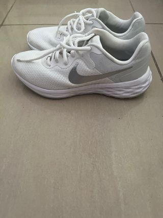 Zapatillas Nike blancas
