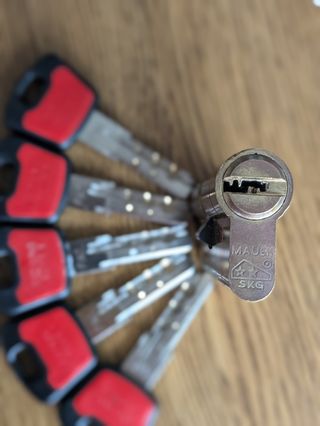Bombín MAUER SKG - 5 llaves