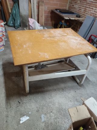 Mesa dibujo técnico c/accesorio