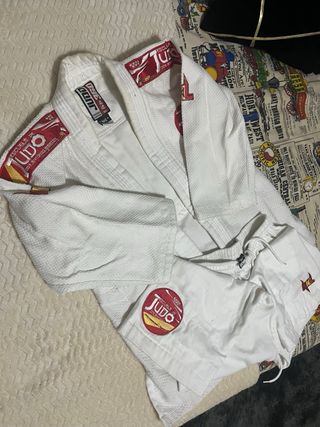Judogi Judo talla 140 - Casi nuevo