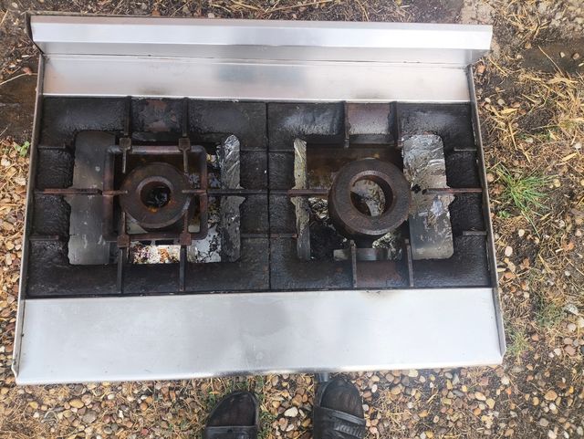 Cocina gas Jemi 4 fuegos y 2 fuegos,