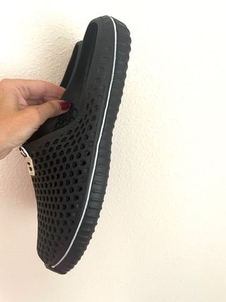Chanclas Leda - negras - nuevas