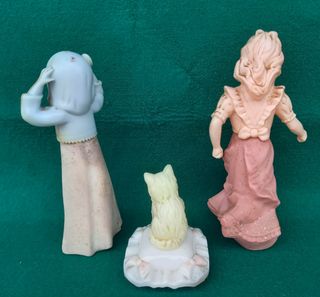 3 bottiglie di profumo Avon antiche