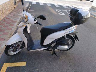 Honda SH mode 125 5000 km
