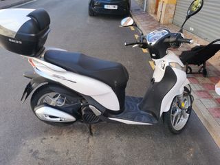 Honda SH mode 125 5000 km