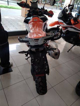 KTM 890 Adventure R - Moto