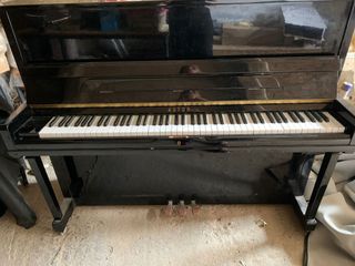 Piano Astor - Piano Acústico