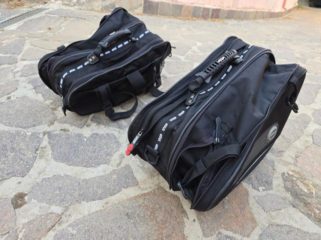 Borse laterali moto GIVI