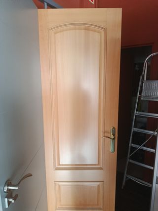 Puertas madera interior 