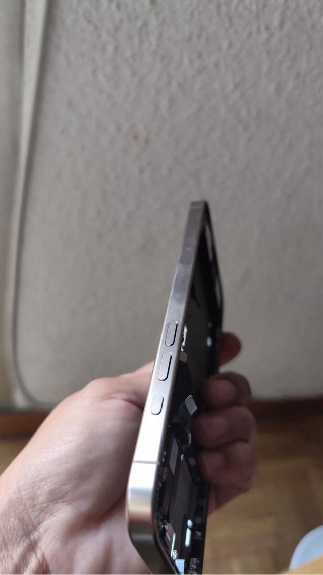 chasis iphone 16 pro max original