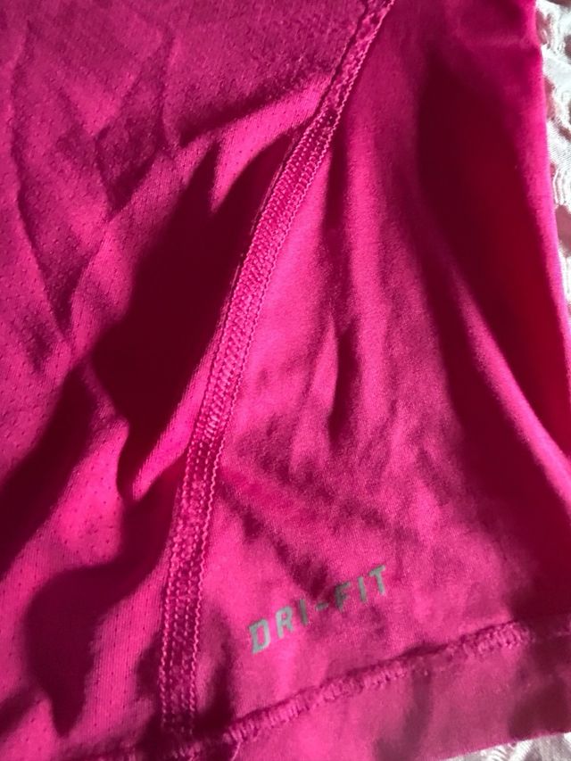 Camiseta Nike rosa mujer