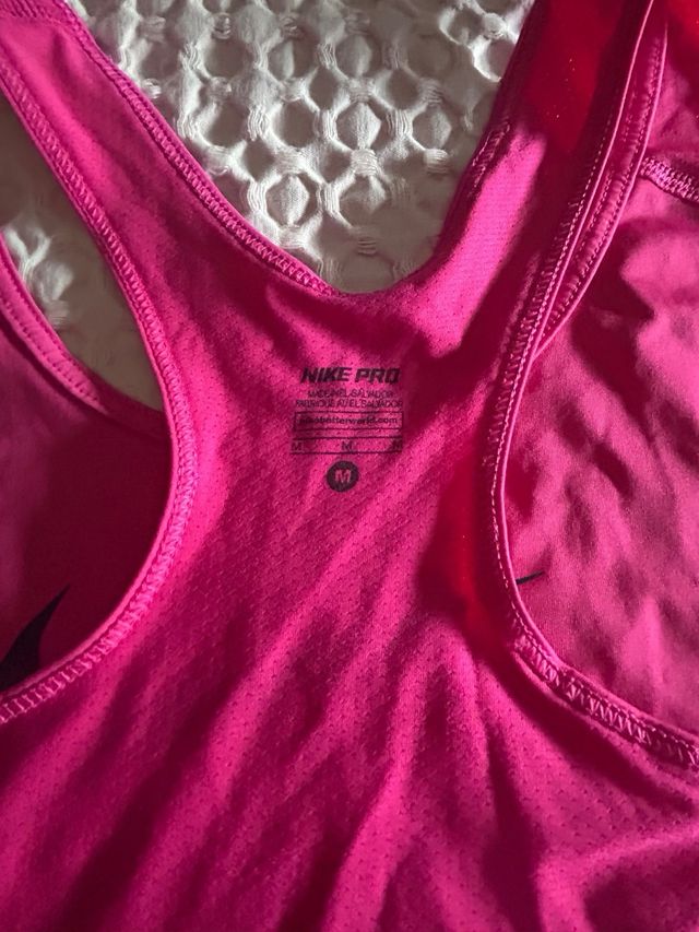 Camiseta Nike rosa mujer