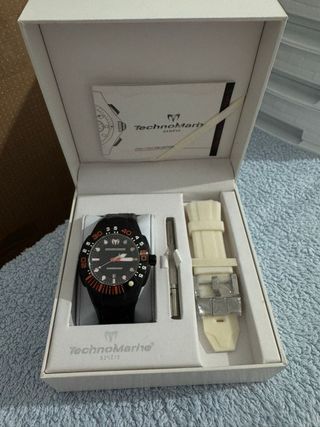 Reloj Technomarine 