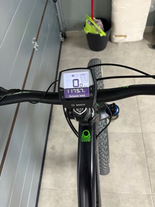 Bicicleta eléctrica de montaña