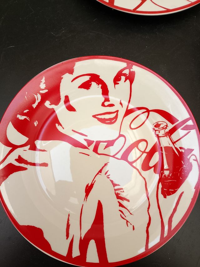 Caja y platos Coca-Cola vintage