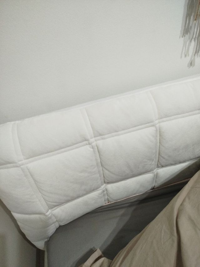 FUNDA PER CAPÇAL LLIT.
Cambia tu habitación
Funda