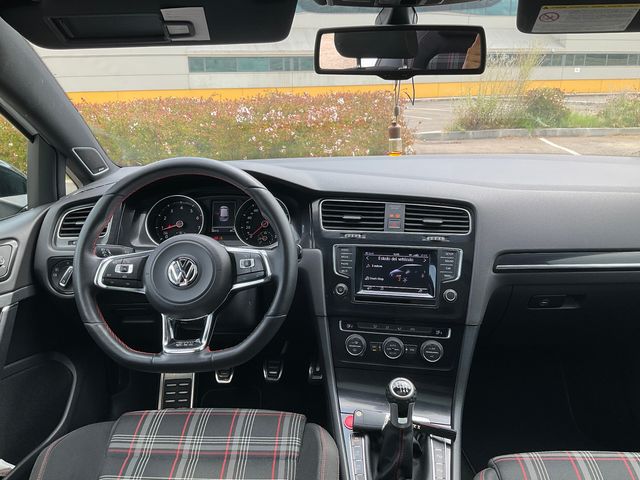 Volkswagen Golf 2.0 TSI 230cv GTI Performance BMT