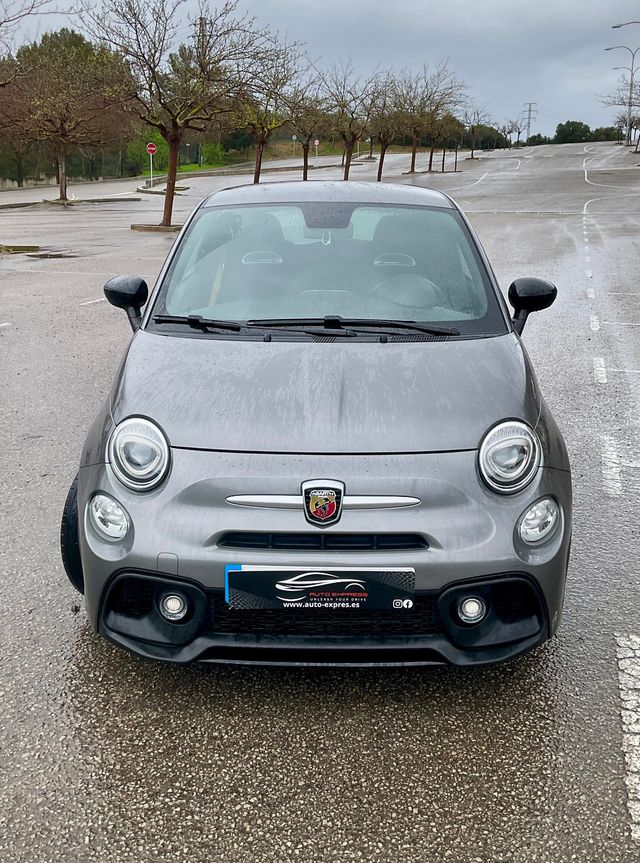 ABARTH 500 1.4 16v T-Jet 595 118kW Pista E6D