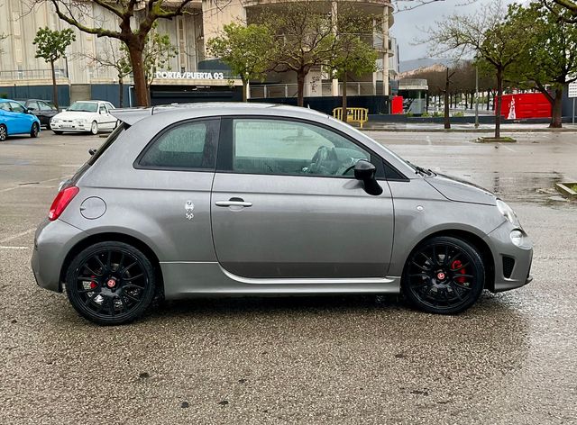 ABARTH 500 1.4 16v T-Jet 595 118kW Pista E6D