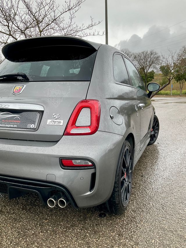 ABARTH 500 1.4 16v T-Jet 595 118kW Pista E6D