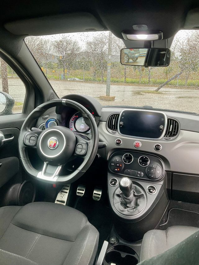 ABARTH 500 1.4 16v T-Jet 595 118kW Pista E6D