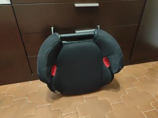 Alzador niño para coche