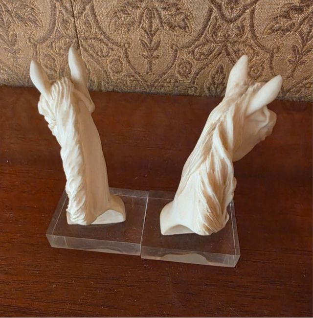 figuras  caballos - 12cm