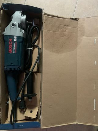 Amoladora Bosch GWS 20-230 H