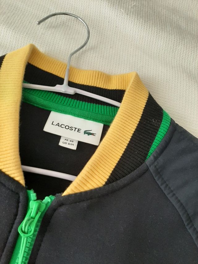 Chaqueta Lacoste bomber.
