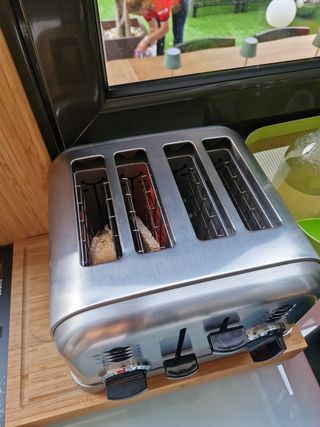 Tostadora acero inox. 4 rebanadas