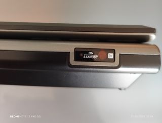 DVD Portátil Elbe -Reproductor