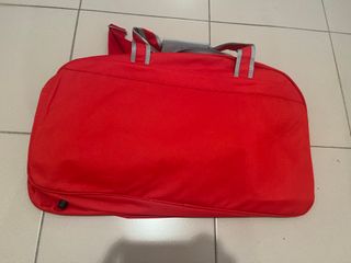 Bolsa roja grande sin estrenar