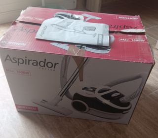 Aspiradora Berthen c/accesorios