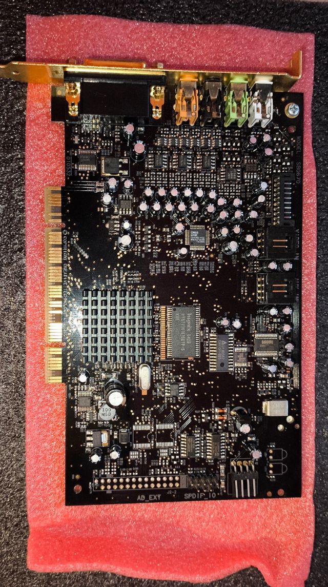 Creative SB0670 - Tarjeta de Sonido