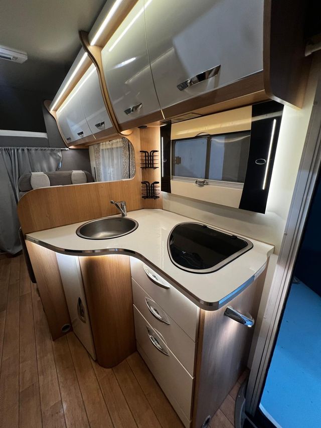 Autocaravana 7 plazas FIAT Ducato 2019 MC LOUIS 
