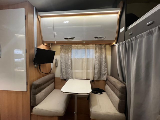 Autocaravana 7 plazas FIAT Ducato 2019 MC LOUIS 