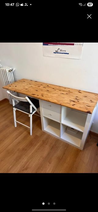 Mesa escritorio IKEA con silla