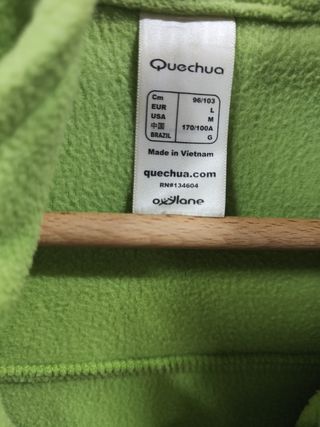 Chaqueta Quechua verde pistacho  talla L