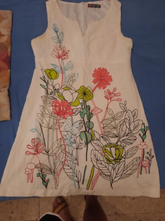 Vestido floral blanco