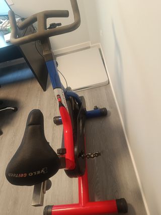 Bicicleta estática Spinbike profesional.