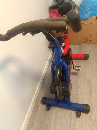 Bicicleta estática Spinbike profesional.