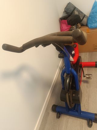 Bicicleta estática Spinbike profesional.