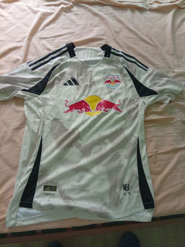 Camiseta red bull bragatino - Beige /blanca