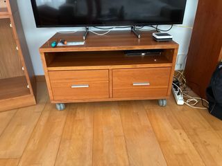 Mueble salón madera marrón