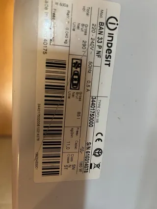 Estante frigorífico Indesit