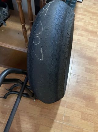 Neumático Slick Pirelli Moto