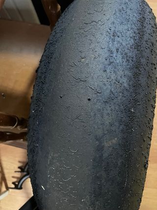 Neumático Slick Pirelli Moto