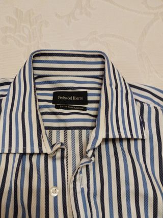 2 Camisas Rayas: Pedro Hierro y Dutti