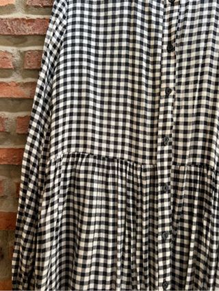 Vestido Stradivarius vichy blanco-negro