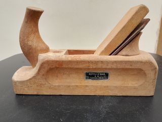 Cepillo carpintero antiguo